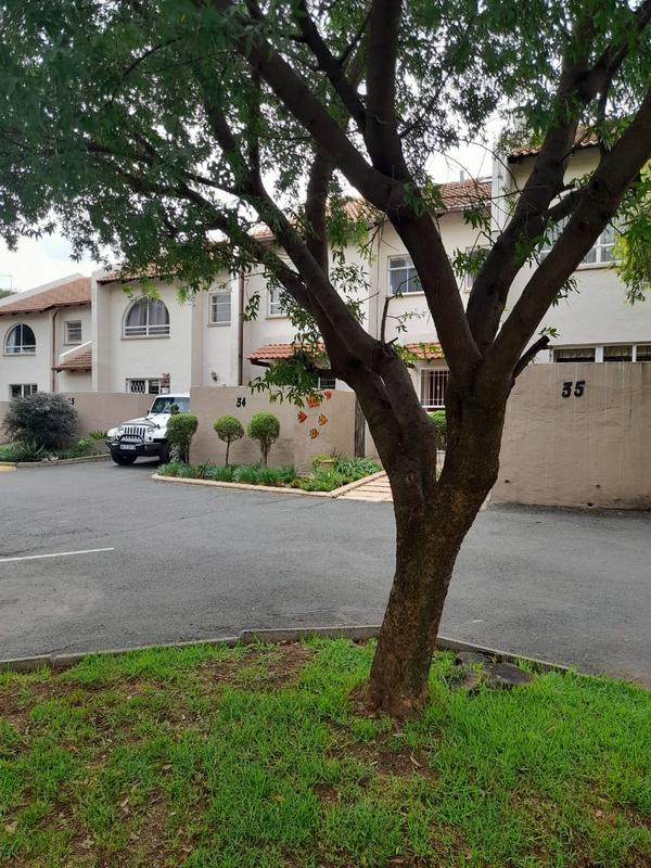 To Let 2 Bedroom Property for Rent in Edenvale Gauteng