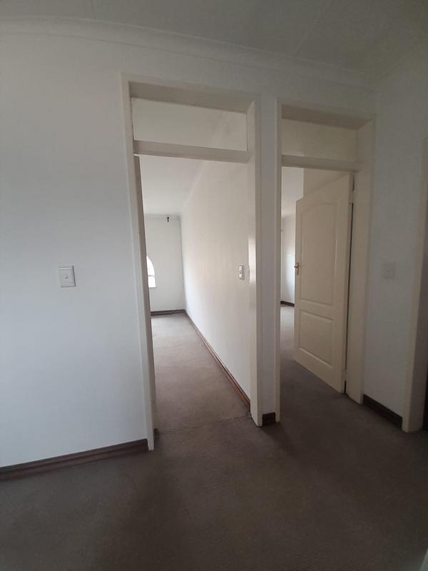 To Let 2 Bedroom Property for Rent in Edenvale Gauteng