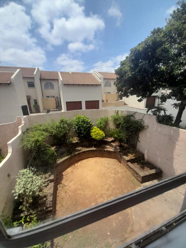 To Let 2 Bedroom Property for Rent in Edenvale Gauteng