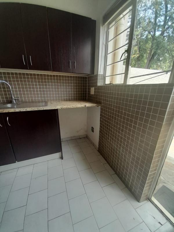 To Let 2 Bedroom Property for Rent in Edenvale Gauteng