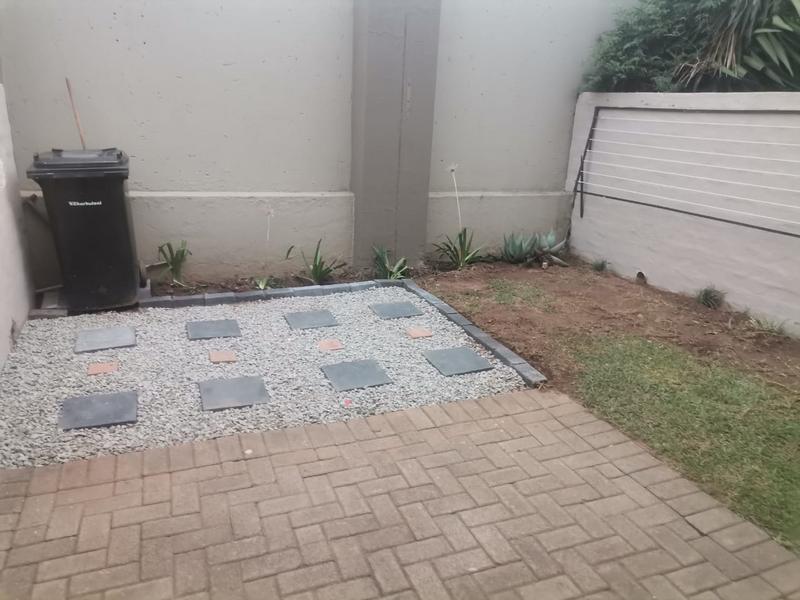 2 Bedroom Property for Sale in Birchleigh Gauteng