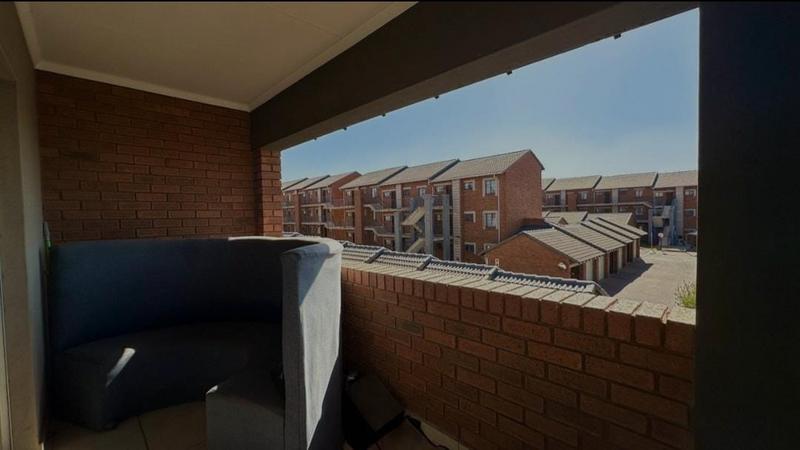 2 Bedroom Property for Sale in Noordwyk Gauteng