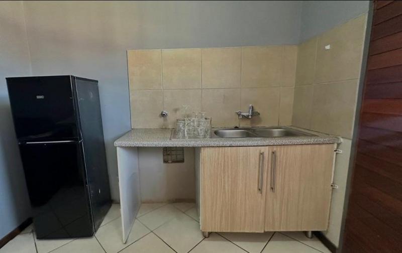 2 Bedroom Property for Sale in Noordwyk Gauteng