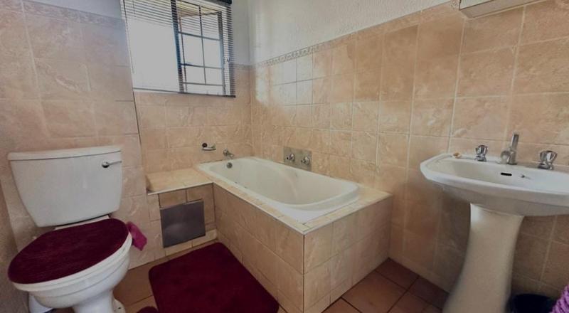 3 Bedroom Property for Sale in Carlswald North Estate Gauteng