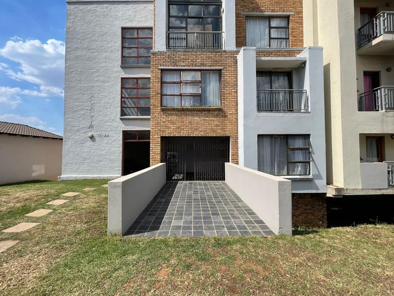 3 Bedroom Property for Sale in Carlswald North Estate Gauteng