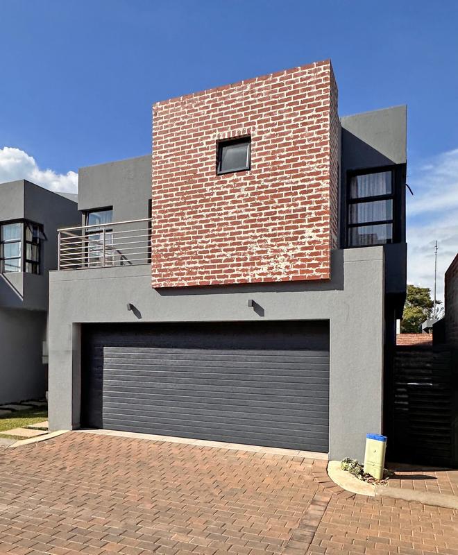 4 Bedroom Property for Sale in Morningside Gauteng