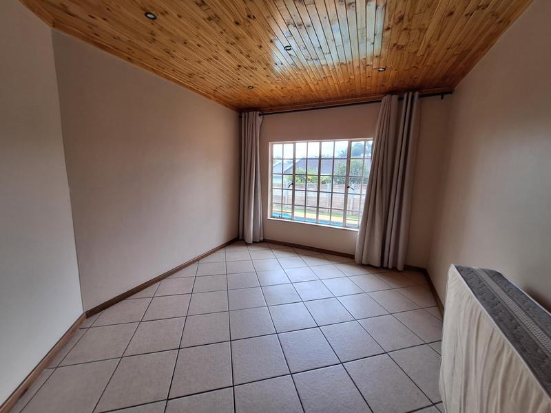 To Let 3 Bedroom Property for Rent in Rooihuiskraal Gauteng