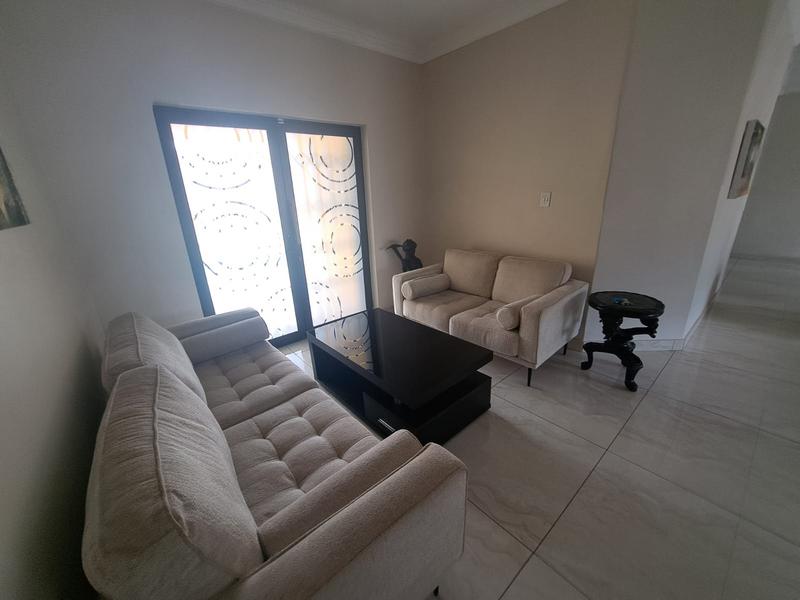 5 Bedroom Property for Sale in Heuweloord Gauteng