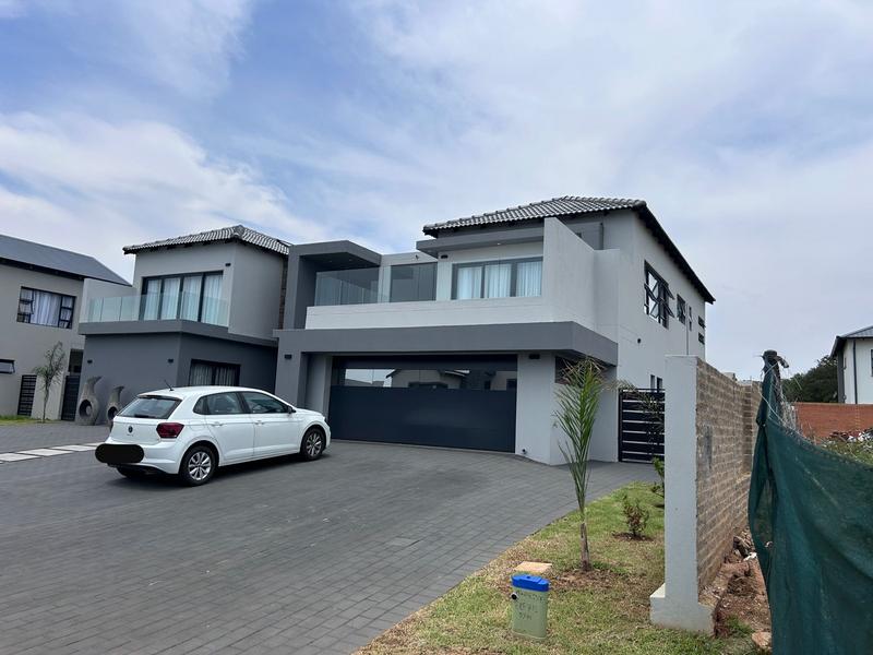 To Let 5 Bedroom Property for Rent in Six Fountains Residential Estate Gauteng