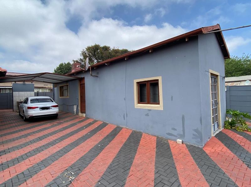 4 Bedroom Property for Sale in Witpoortjie Gauteng