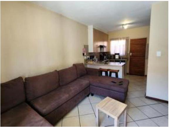 2 Bedroom Property for Sale in Monavoni Gauteng