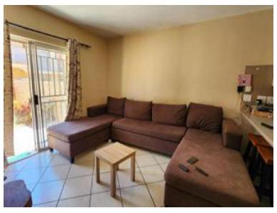 2 Bedroom Property for Sale in Monavoni Gauteng