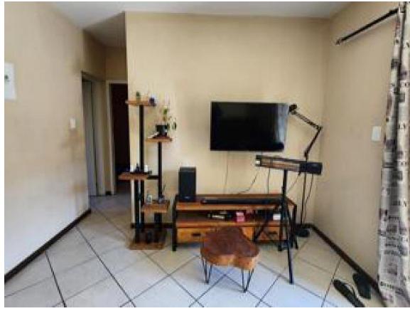 2 Bedroom Property for Sale in Monavoni Gauteng