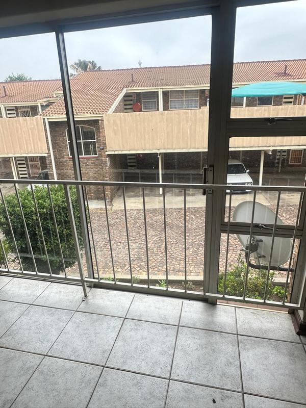 To Let 2 Bedroom Property for Rent in Brackendowns Gauteng