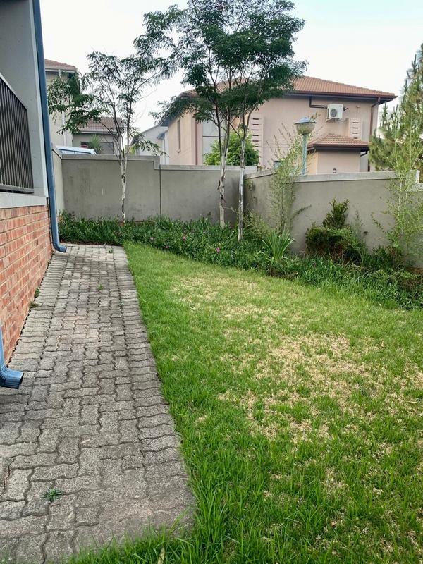 To Let 3 Bedroom Property for Rent in Ruimsig Gauteng