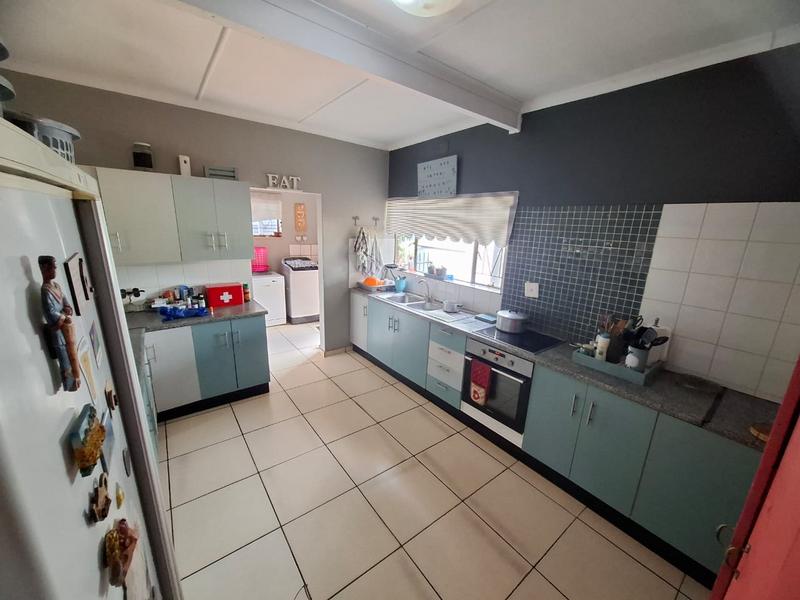 4 Bedroom Property for Sale in Sinoville Gauteng