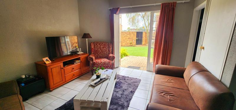 2 Bedroom Property for Sale in Elspark Gauteng