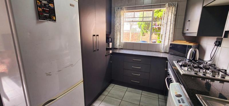 2 Bedroom Property for Sale in Elspark Gauteng