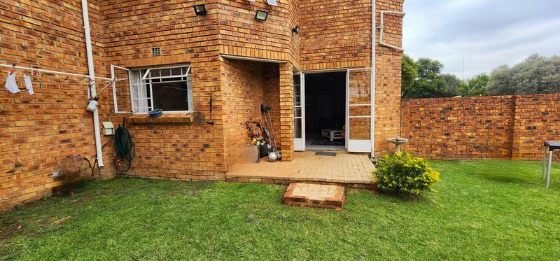 2 Bedroom Property for Sale in Elspark Gauteng