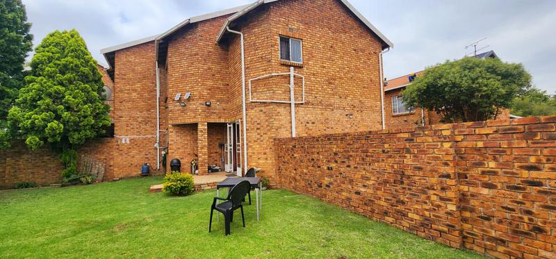 2 Bedroom Property for Sale in Elspark Gauteng