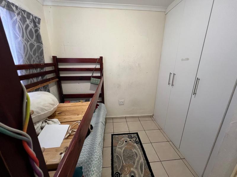 2 Bedroom Property for Sale in Finsbury Gauteng