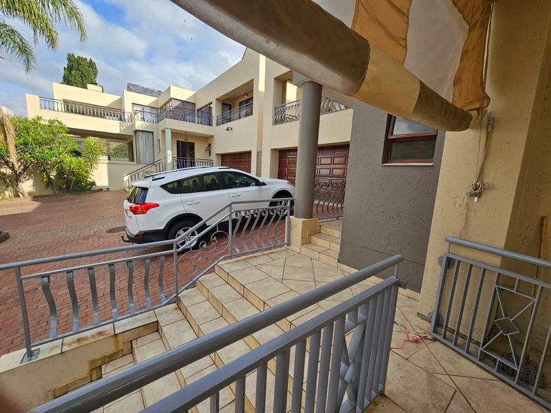 4 Bedroom Property for Sale in Dainfern Gauteng