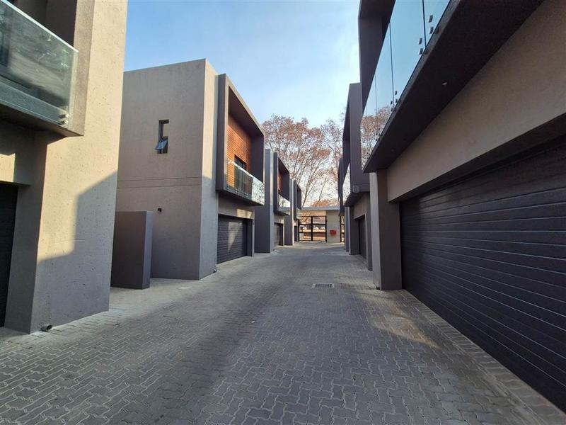 3 Bedroom Property for Sale in Killarney Gauteng