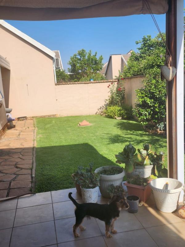 2 Bedroom Property for Sale in Annlin Gauteng