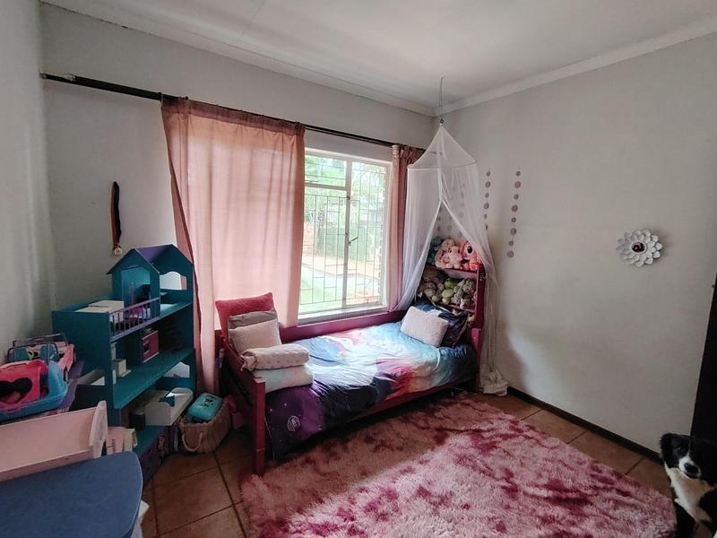 To Let 3 Bedroom Property for Rent in Rooihuiskraal North Gauteng