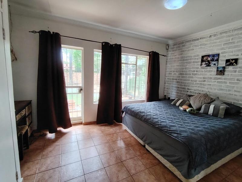 To Let 3 Bedroom Property for Rent in Rooihuiskraal North Gauteng