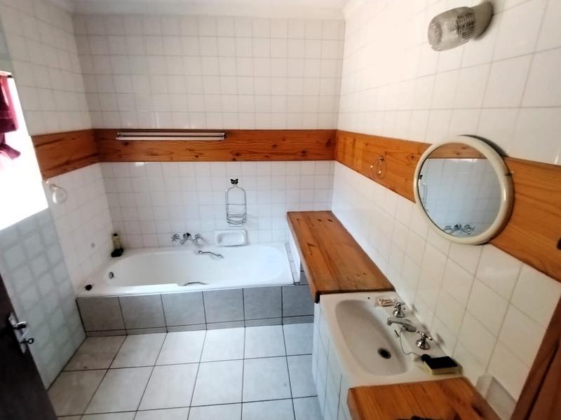 To Let 3 Bedroom Property for Rent in Lynnwood Manor Gauteng