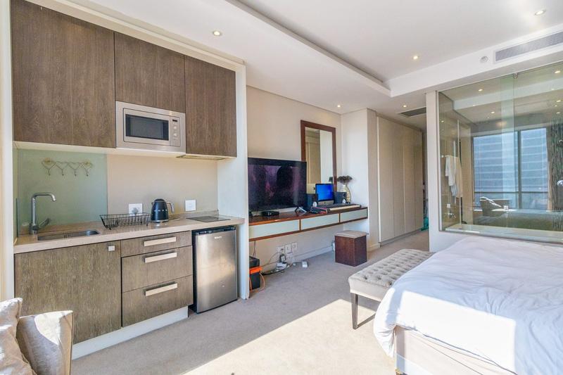 1 Bedroom Property for Sale in Sandton Central Gauteng