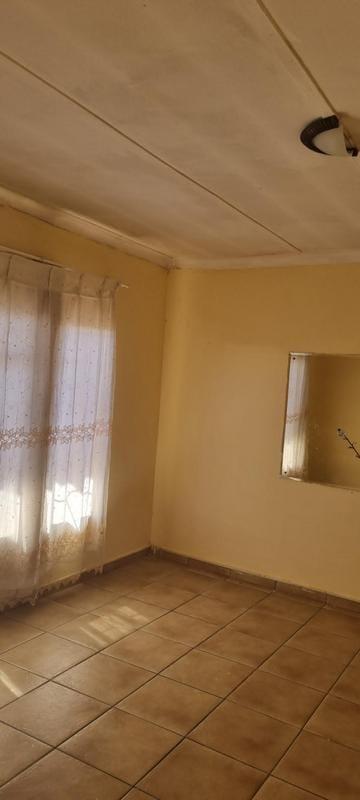 2 Bedroom Property for Sale in Turffontein Gauteng