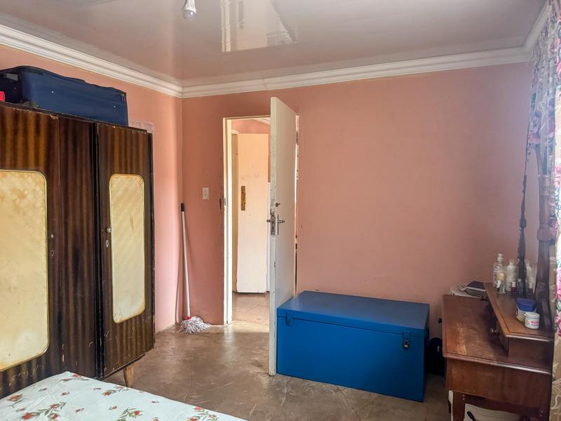 2 Bedroom Property for Sale in Naledi Gauteng