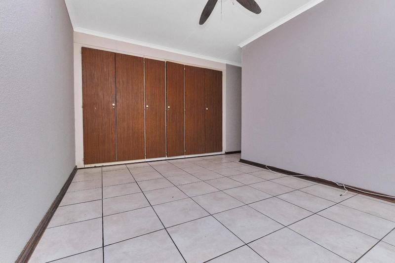 To Let 3 Bedroom Property for Rent in Olivedale Gauteng