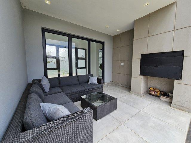 4 Bedroom Property for Sale in Midstream Meadows Gauteng