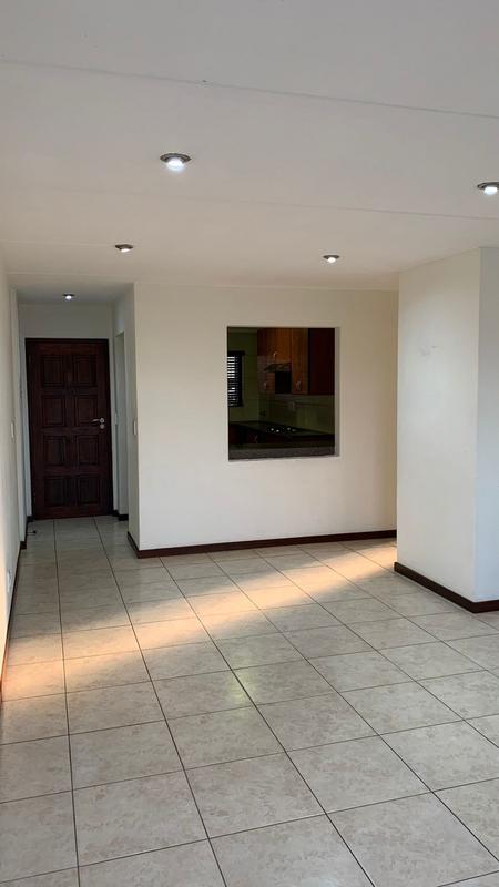 To Let 2 Bedroom Property for Rent in Linden Gauteng