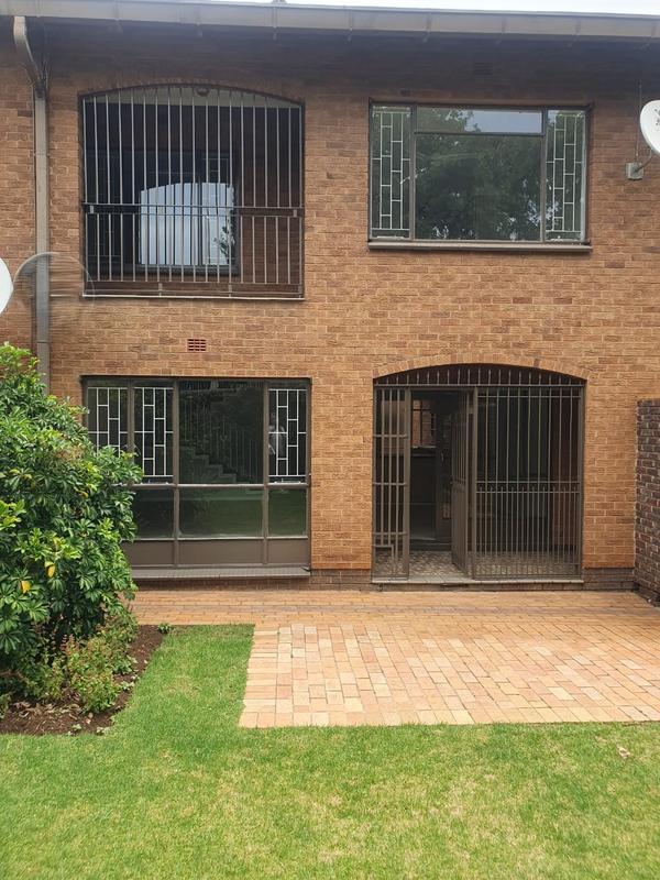 3 Bedroom Property for Sale in Bedfordview Gauteng