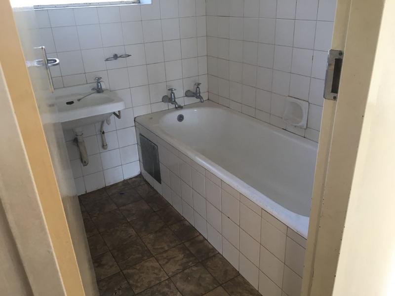 To Let 1 Bedroom Property for Rent in Weavind Park Gauteng