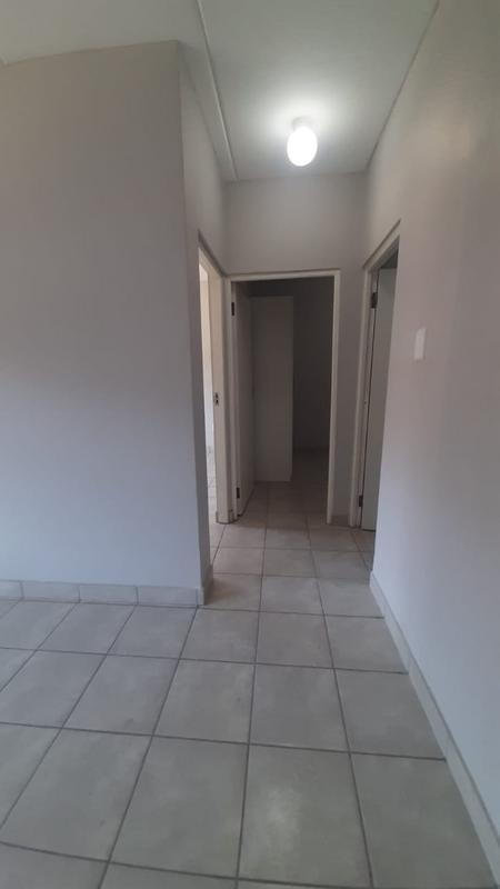 To Let 2 Bedroom Property for Rent in Groblerpark Gauteng