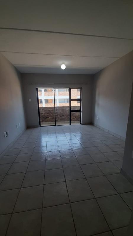 To Let 2 Bedroom Property for Rent in Groblerpark Gauteng