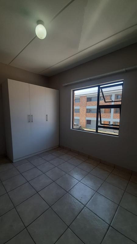 To Let 2 Bedroom Property for Rent in Groblerpark Gauteng