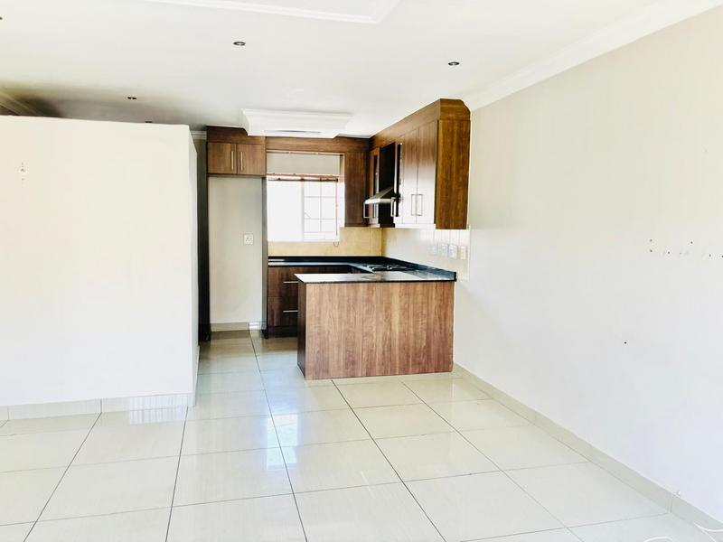 To Let 2 Bedroom Property for Rent in Halfway Gardens Gauteng