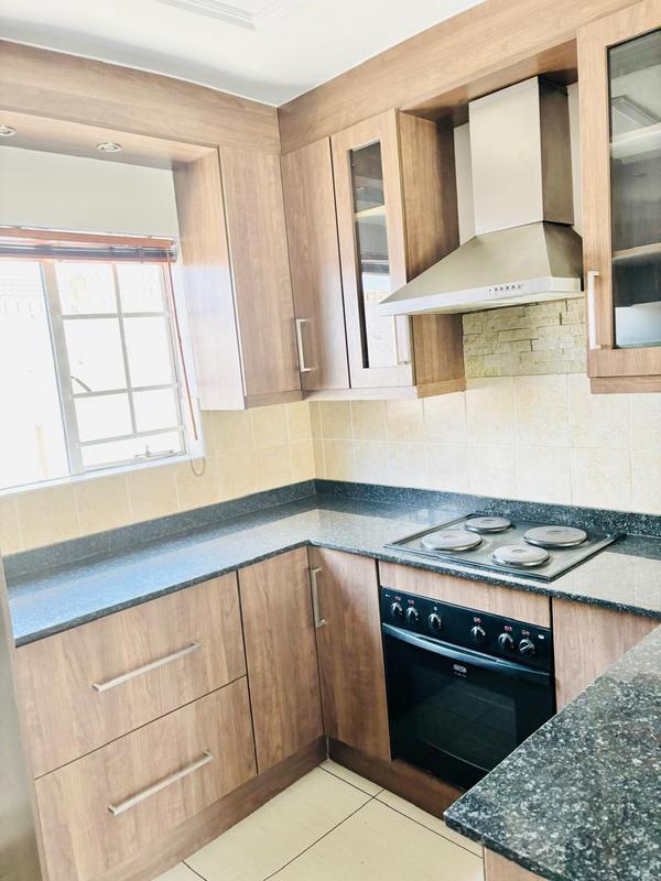 To Let 2 Bedroom Property for Rent in Halfway Gardens Gauteng