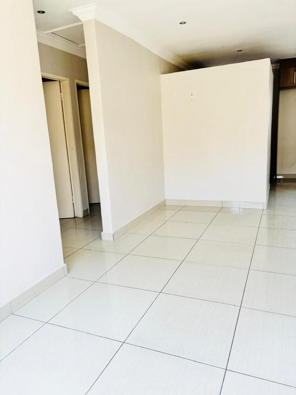 To Let 2 Bedroom Property for Rent in Halfway Gardens Gauteng