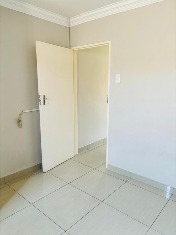 To Let 2 Bedroom Property for Rent in Halfway Gardens Gauteng