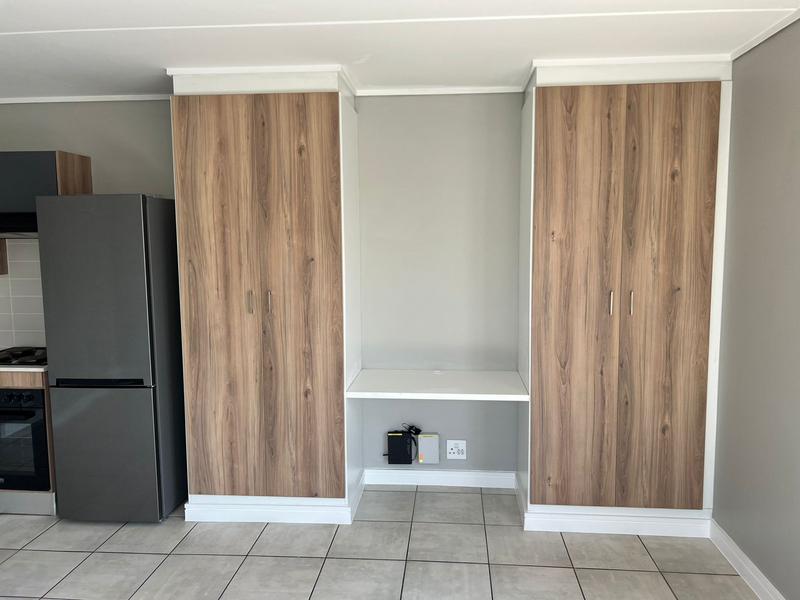 1 Bedroom Property for Sale in Linbro Park Gauteng