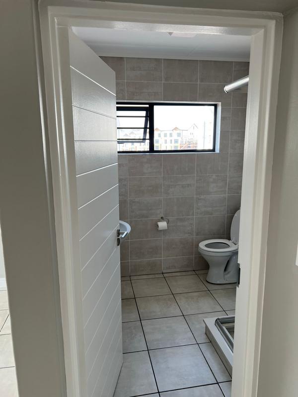 1 Bedroom Property for Sale in Linbro Park Gauteng