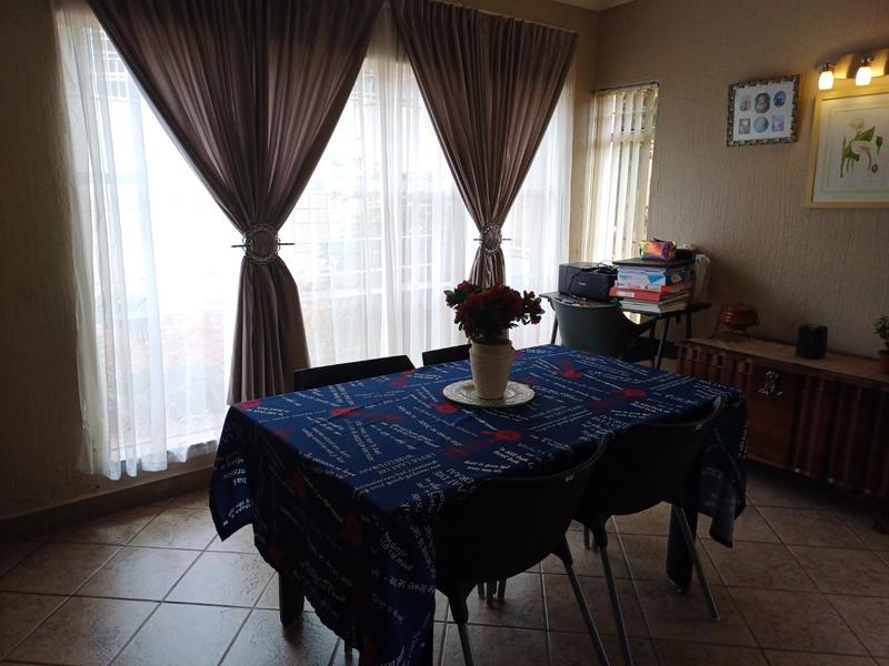 4 Bedroom Property for Sale in Noordheuwel Gauteng