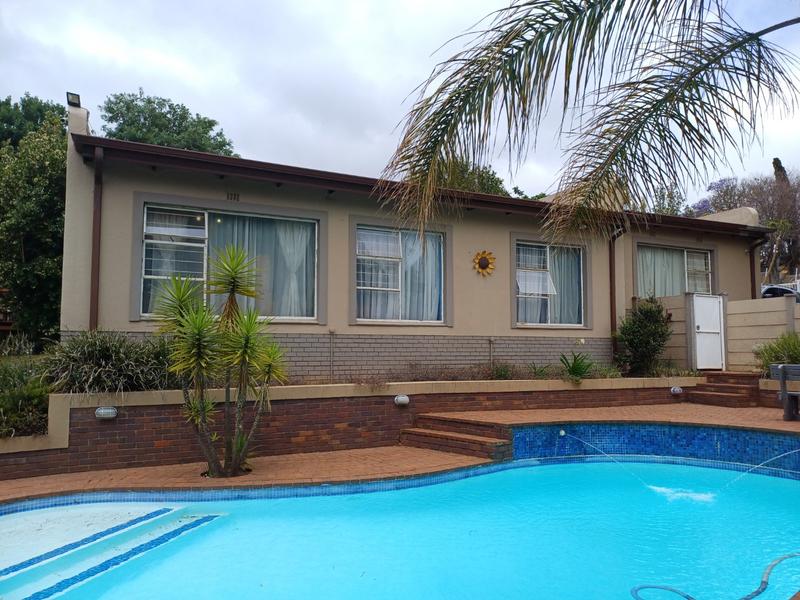 4 Bedroom Property for Sale in Noordheuwel Gauteng